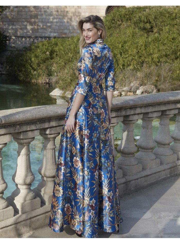 Robe longue satinée à imprimé floral