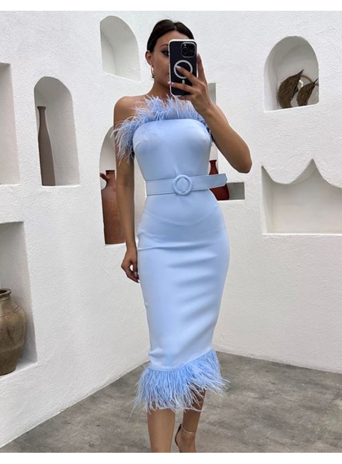 Vestido de fiesta midi con detalle plumas y cinturón para invitada