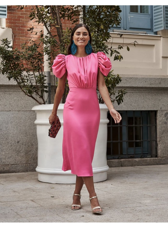 Robe de soirée midi rose à manches courtes bouffantes