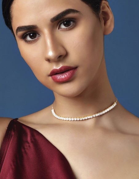 Choker de invitada de cristales con baño de oro Choker de invitada de cristales con baño de oro