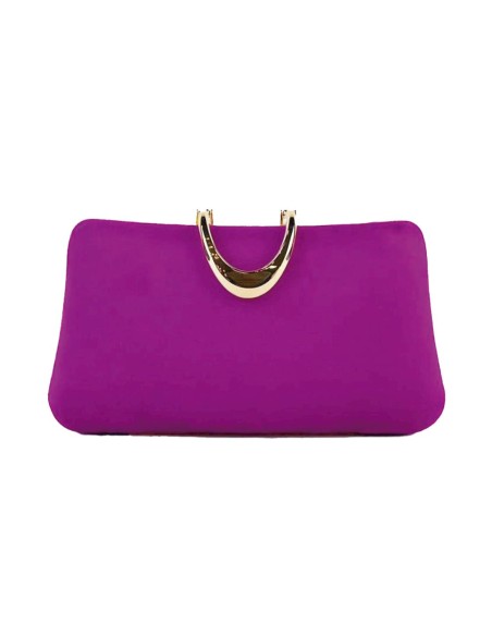 Bolso de fiesta de mano con cadena de antelina en color morado con cierre media luna dorado.