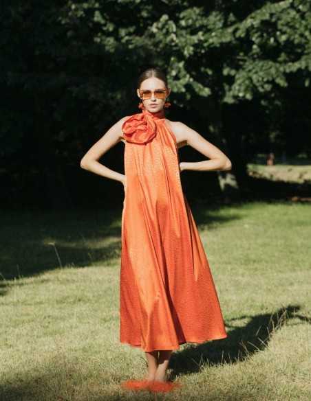 Robe de soirée midi orange avec embellissement floral
