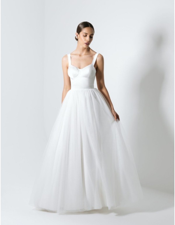 Robe de mariée avec jupe longue en tulle 2