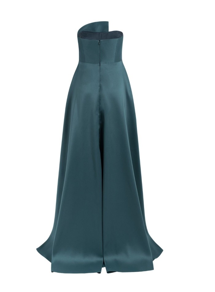 Robe longue de fête avec encolure asymétrique