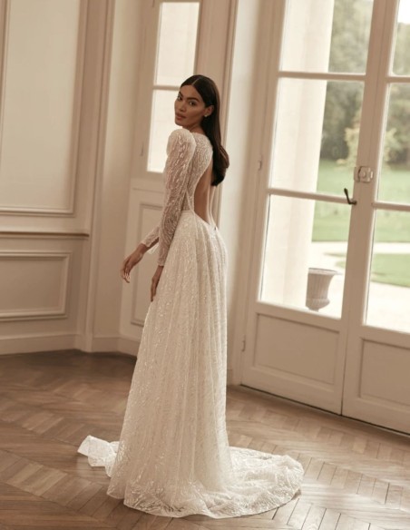 A-line wedding dress with lace and rhinestones