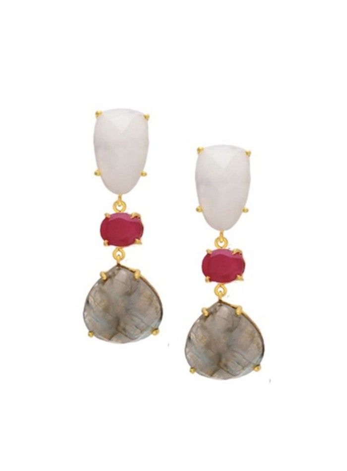 Party earrings with three stones of white quartz, garnet and natural labradorite, a perfect combination of colors.