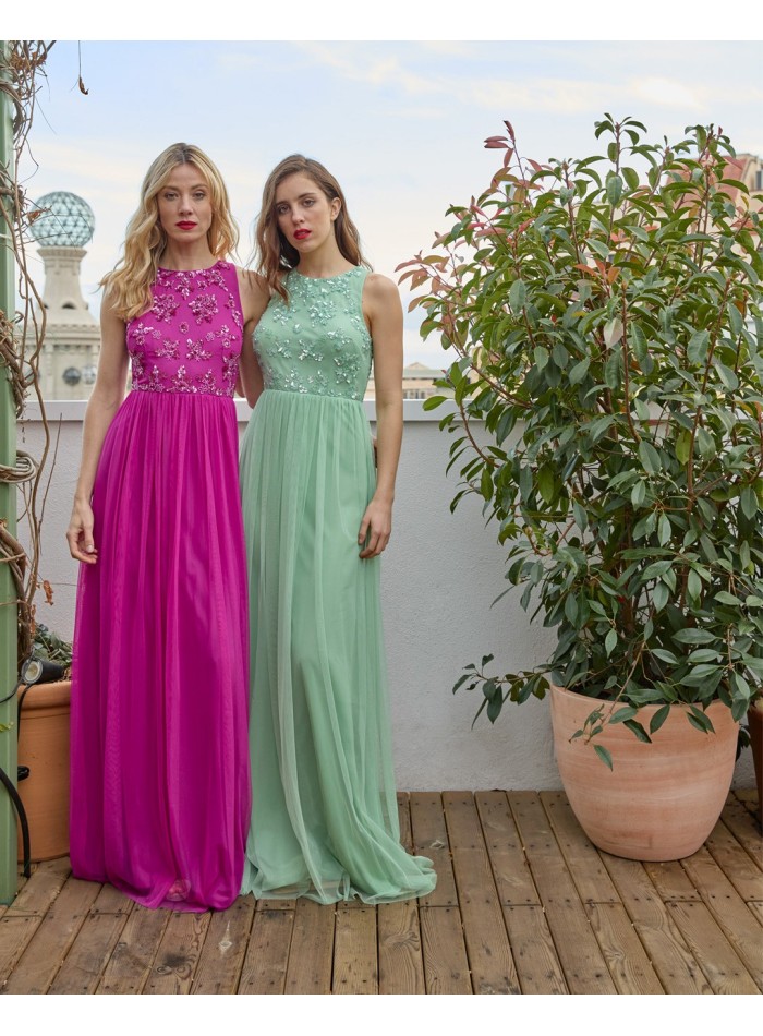 Robe longue de fête avec jupe en tulle et corsage en strass