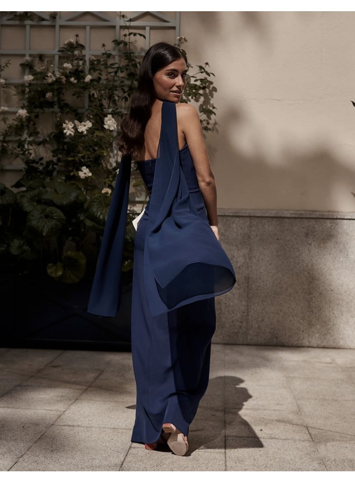 Navy blue crepe chiffon party shawl.