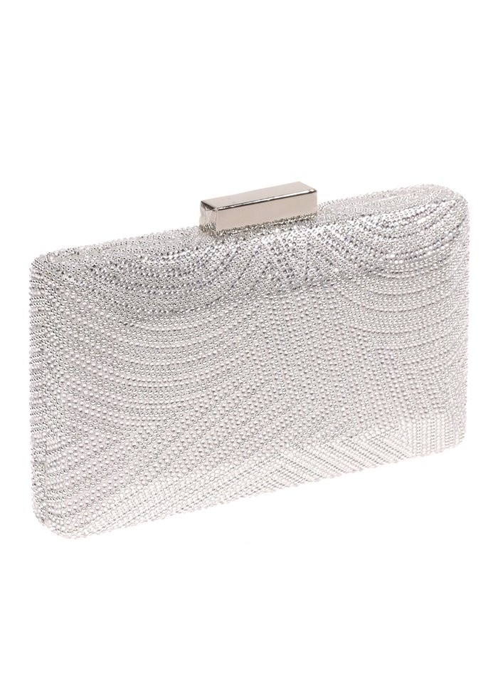 bolso de fiesta en color plata metalizado para invitadas especiales.