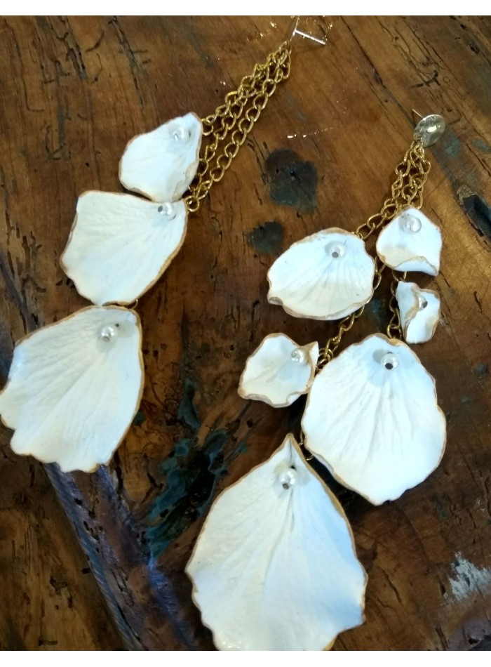Long earrings with petals attached for bride.