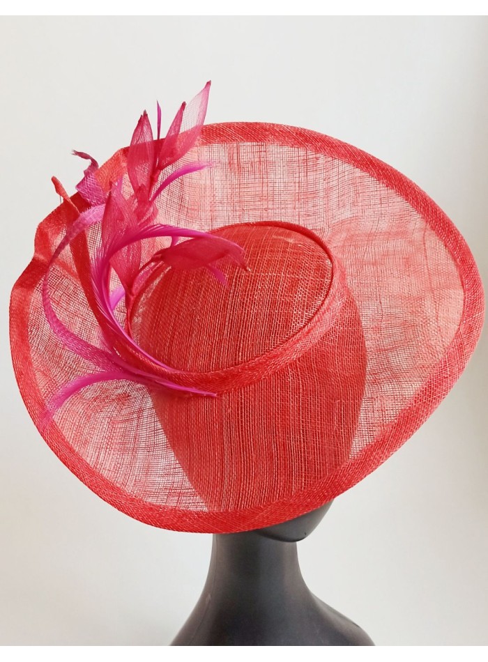 Plate style headpiece with pleated brim for events.
