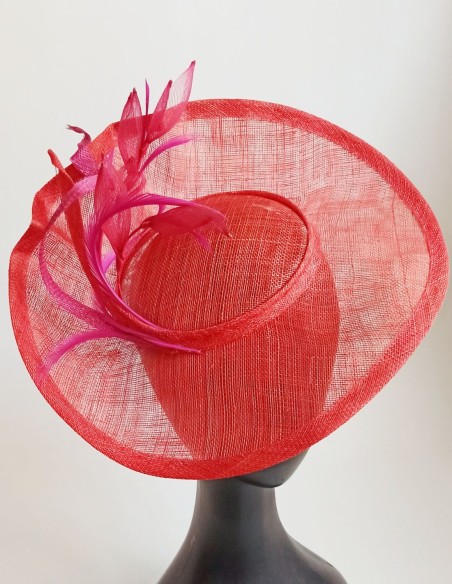 Plate style headpiece with pleated brim for events. Plate style headpiece with pleated brim for events.
