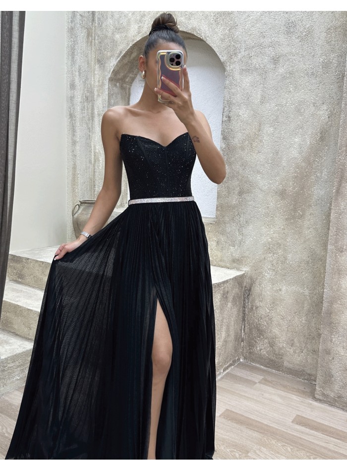 Robe de bal sans bretelles avec corsage en strass