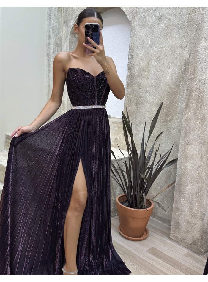 Robe de bal sans bretelles avec corsage en strass