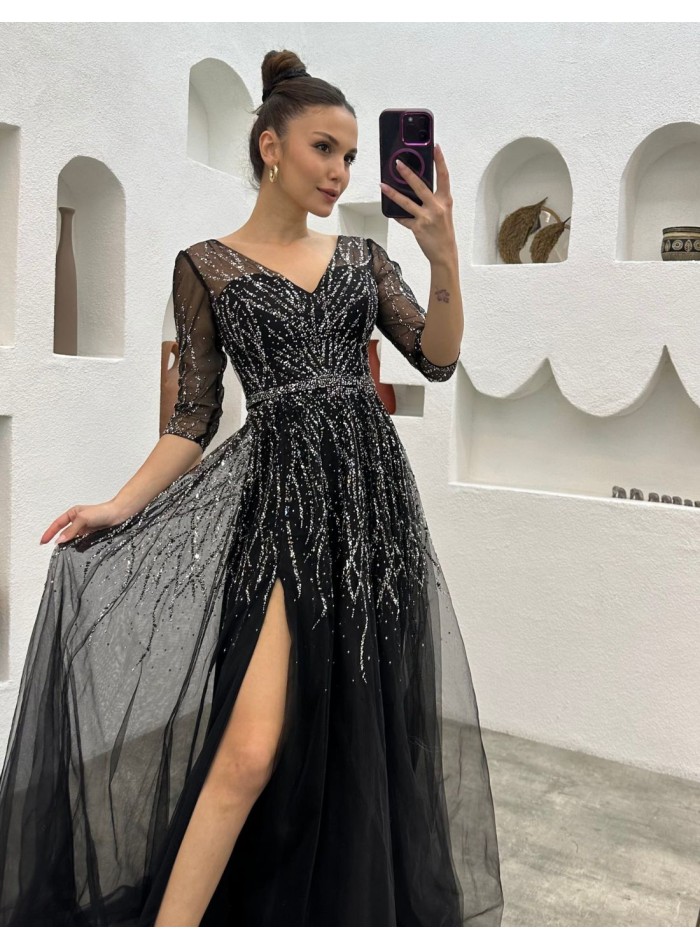 Robe longue de fête avec corset et broderie de strass