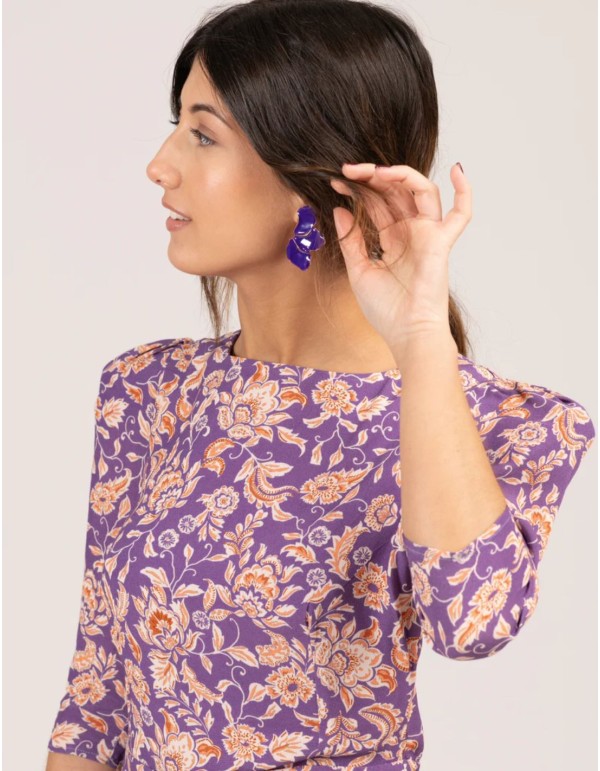 Vestido midi estampado floral morado con manga fruncida 2