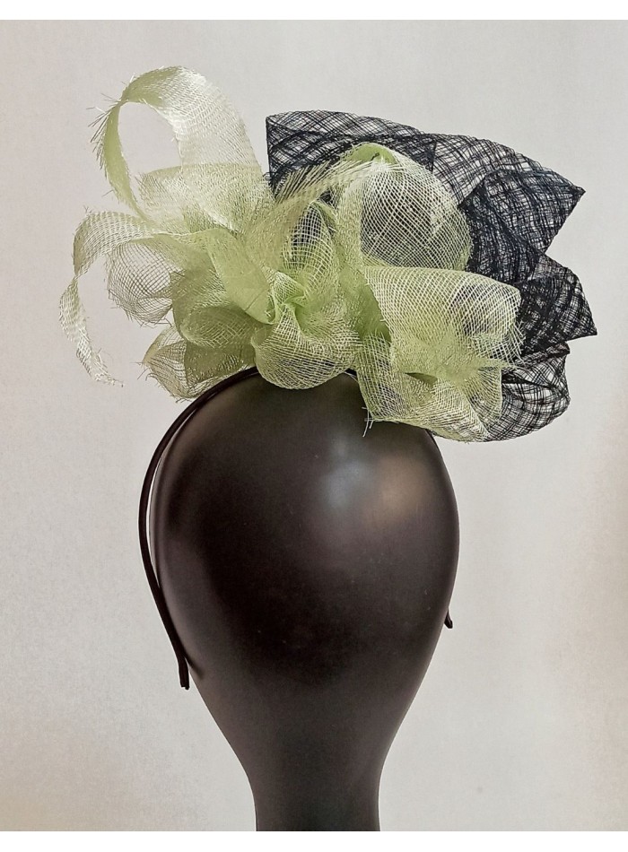 Voluminous headdress for guests.