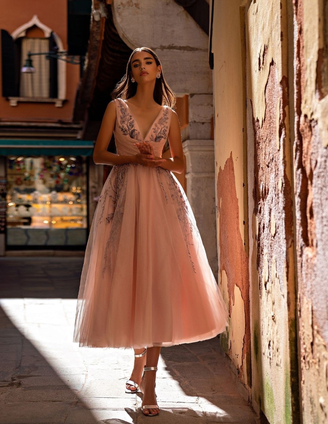 Robe de soiree midi rose pale pour evenements INVITADISIMA