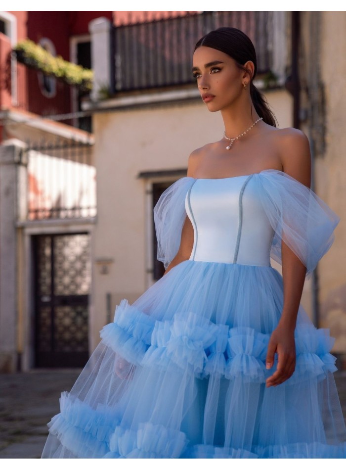 Midi dress in tulle with dropped sleeves