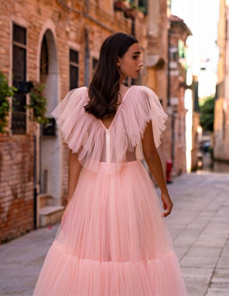 Vestido midi de fiesta con volantes de tul