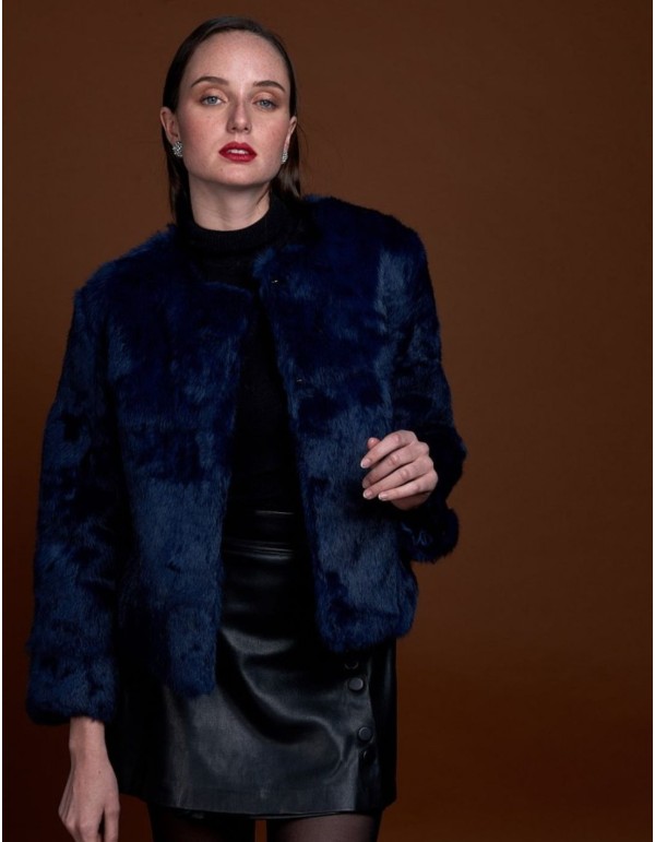 Veste en fourrure de lapin à col rond