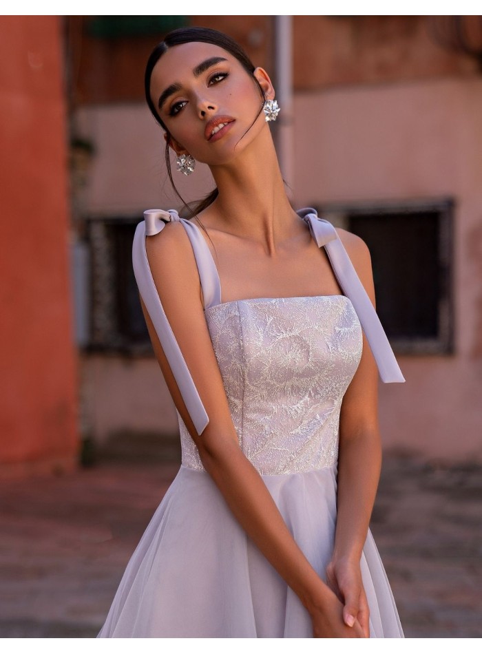 Midi party dress with bow straps and tulle skirt