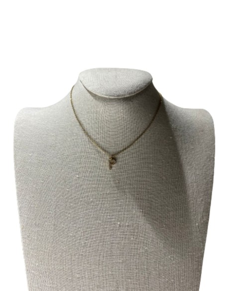 Colgante personalizado con letra inicial. Colgante personalizado con letra inicial.