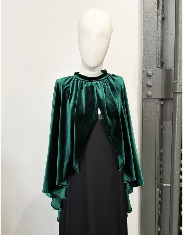 Velvet cape with slit 2