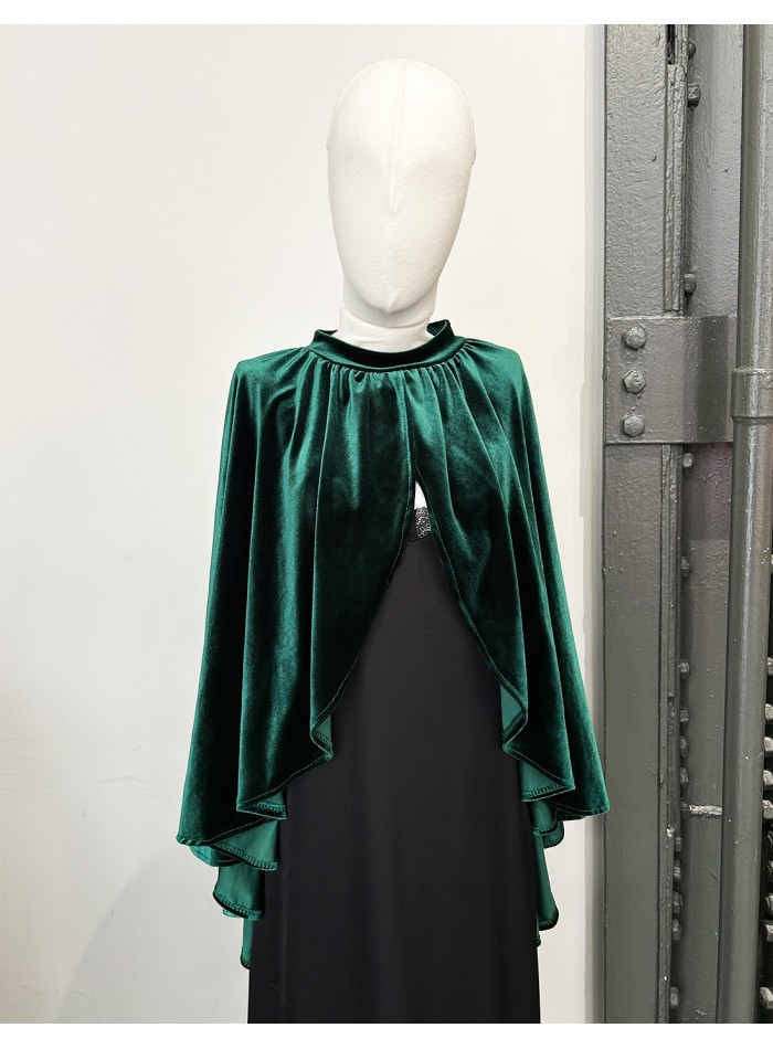 Velvet cape with slit