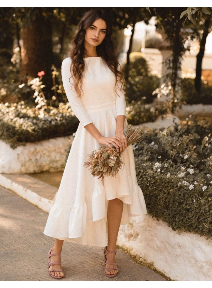 Robe de mariée cocktail avec jupe évasée et dos ouvert