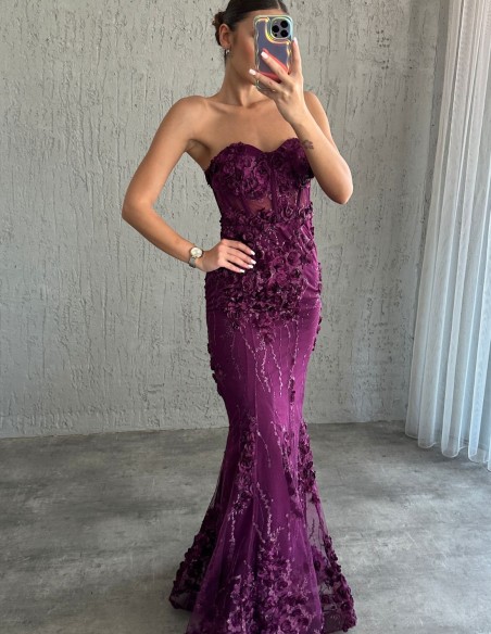 Strapless party dress with rose details