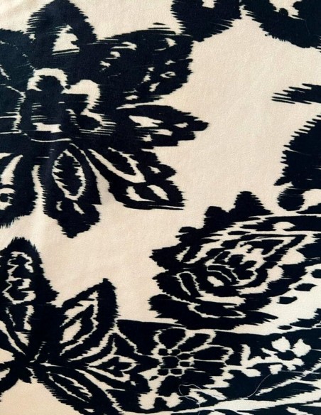 Midi party dress for daytime events. Midi party dress for daytime events.