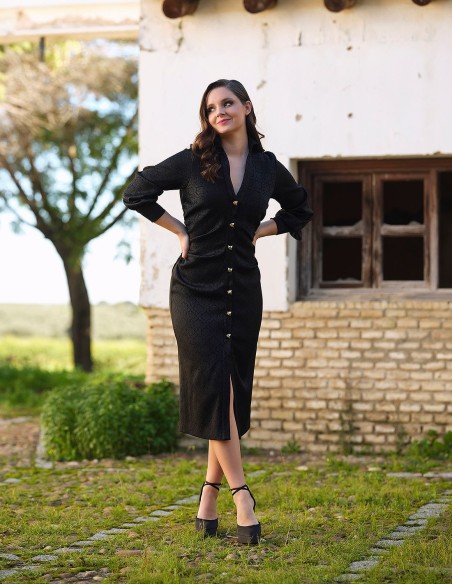 Vestido midi de fiesta negro con estampado. Vestido midi de fiesta negro con estampado.