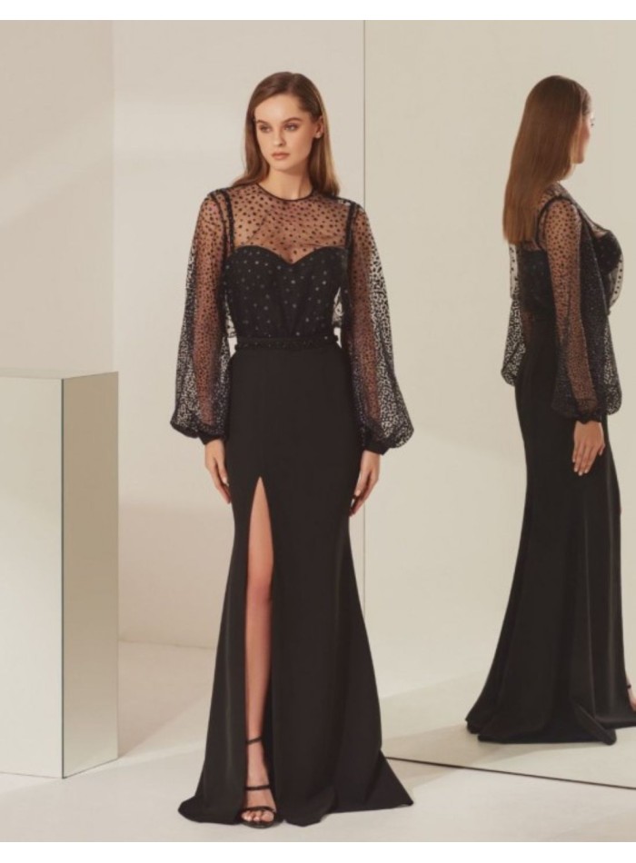 Robe longue de soirée noire avec bretelles et fente latérale