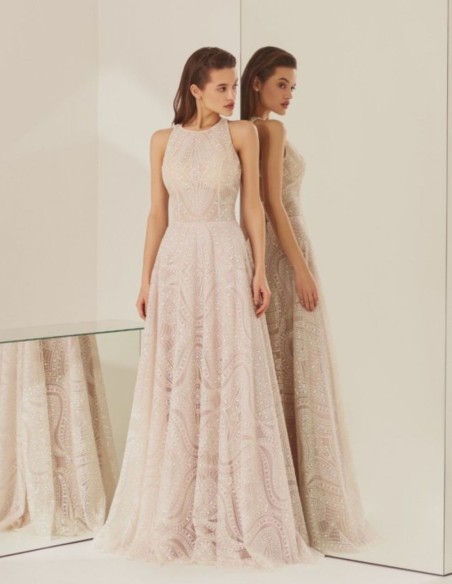 Vestido largo de fiesta con encaje brillo y espalda descubierta