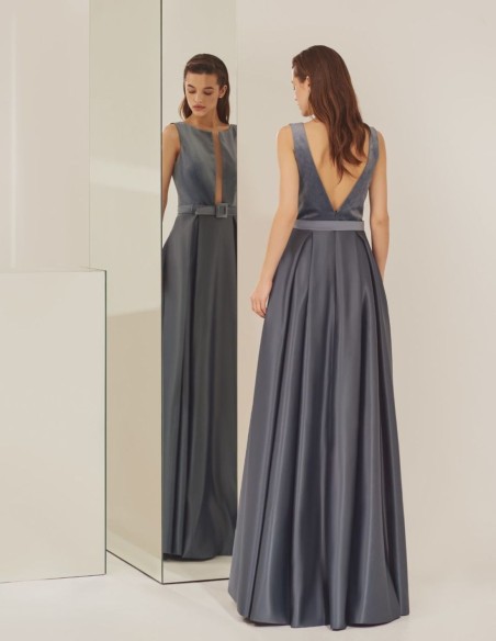 Robe longue combinée sans manches pour la fête