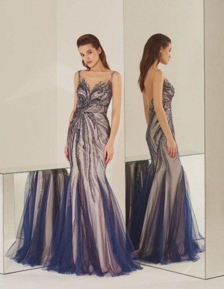 Robe de soirée en tulle avec corsage en strass