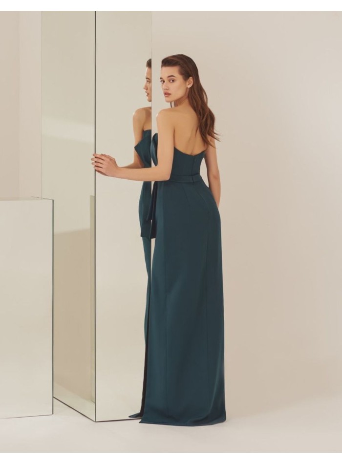 Emerald green party dress with a maxi bow