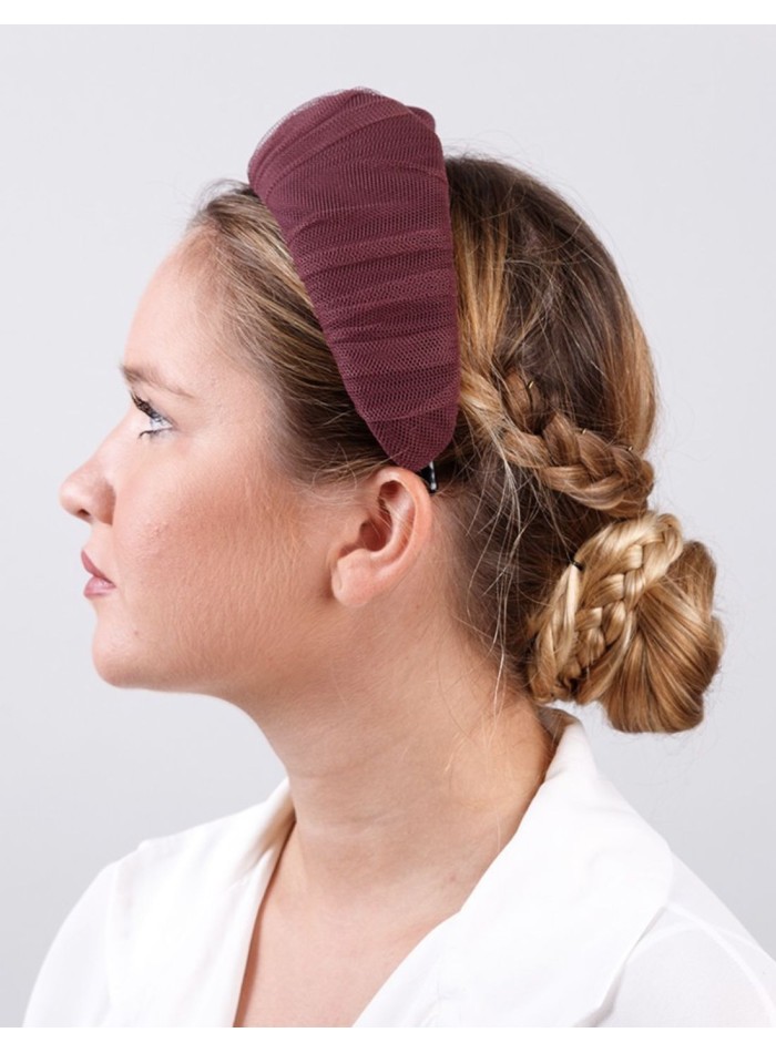 Diadema de fiesta berenjena combinada con tul