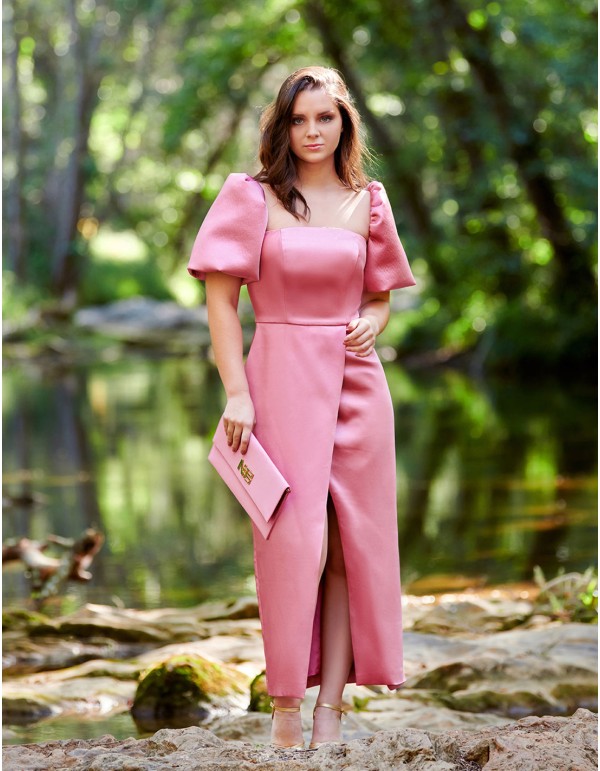 Vestido de fiesta midi satinado con abertura