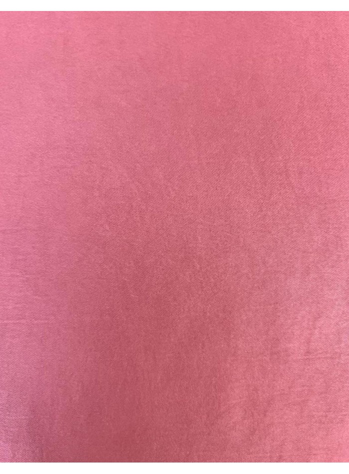 Vestido de fiesta midi satinado con abertura