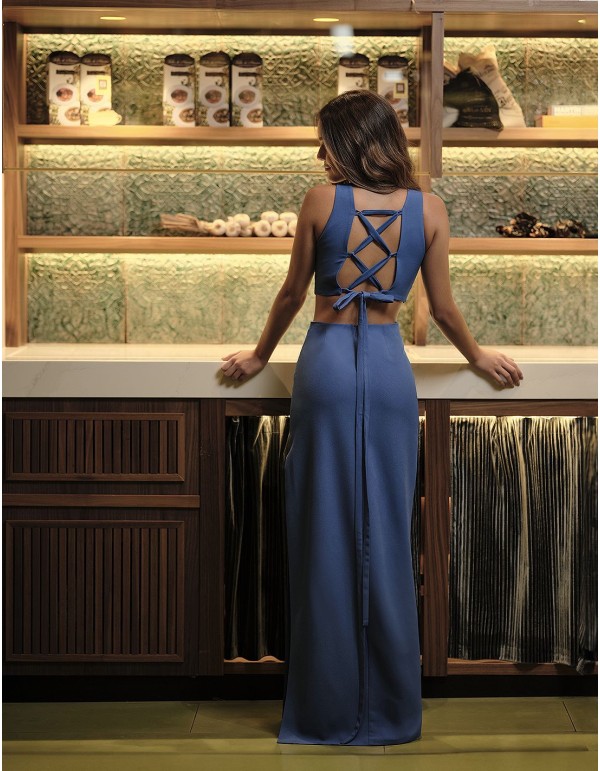 Robe longue de fête avec découpe à la taille et dos croisé 2