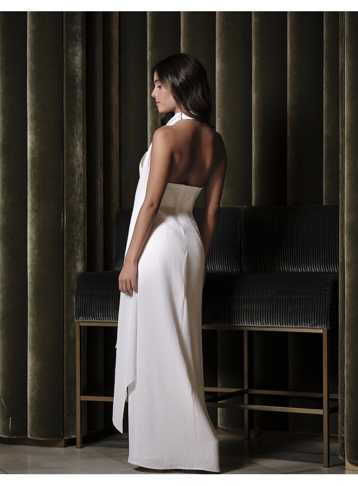 Robe longue de fête avec encolure dos nu et dos...