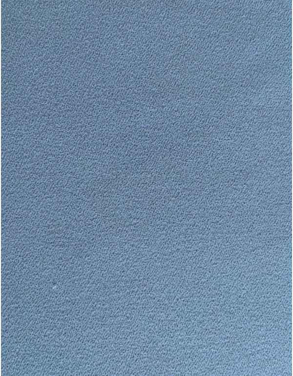 Robe courte de soirée avec détails de Boutonnières dorées