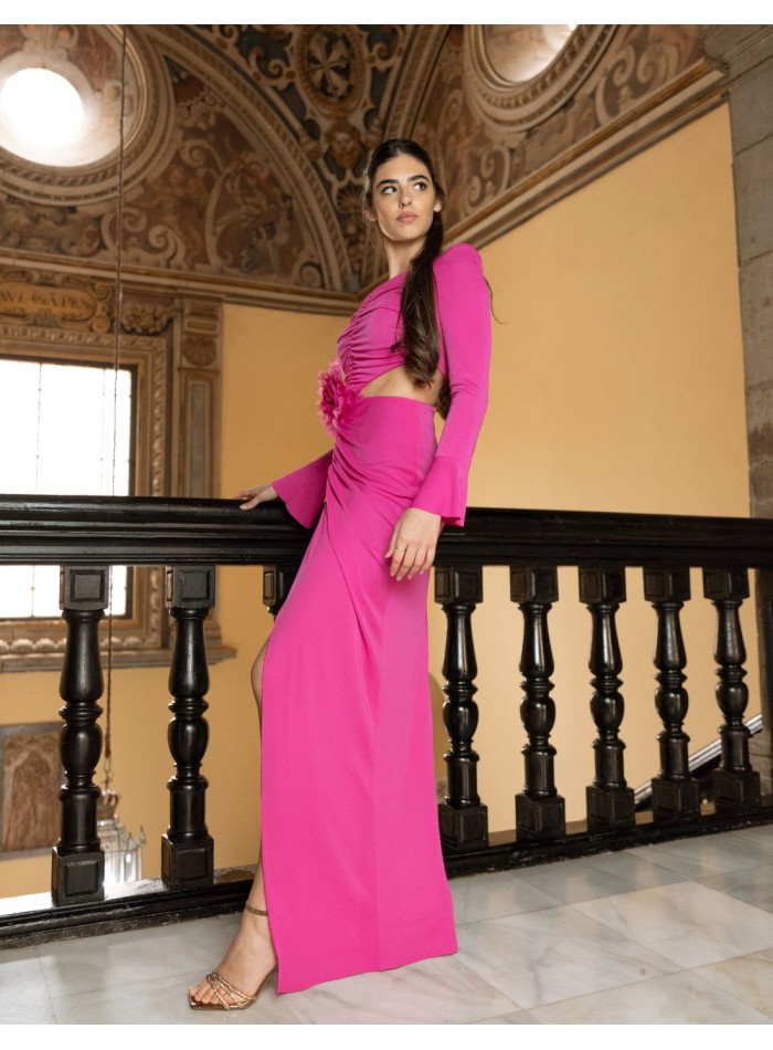 Robe longue de fête en maille à volants avec embellissement floral