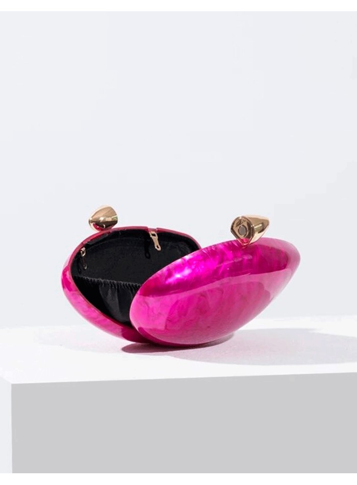 Pearlescent clutch bag with gold metal closure