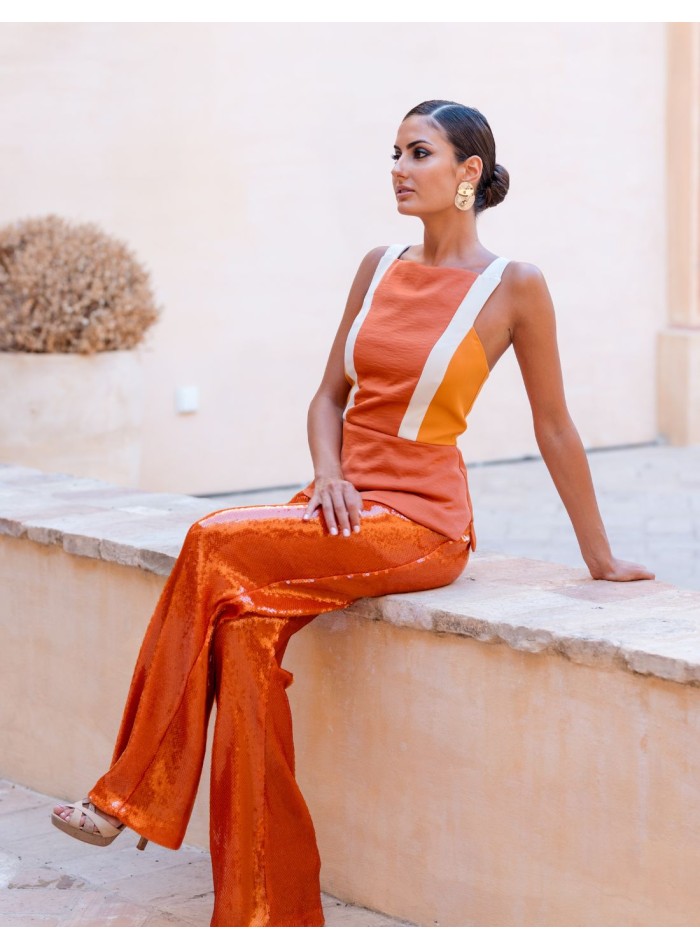 Plain copper body and trousers combined with sequins