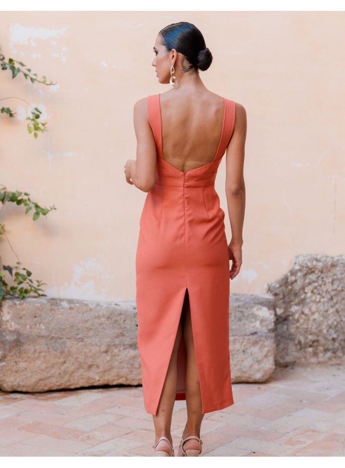 Robe de soirée midi sans manches avec dos ouvert