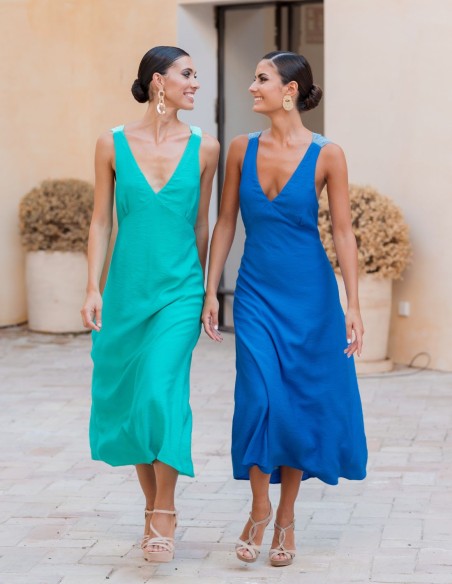 Robe midi évasée avec encolure et laçage au dos