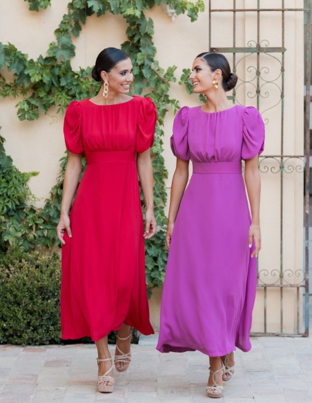 Robe midi évasée avec corsage drapé et manches courtes bouffantes